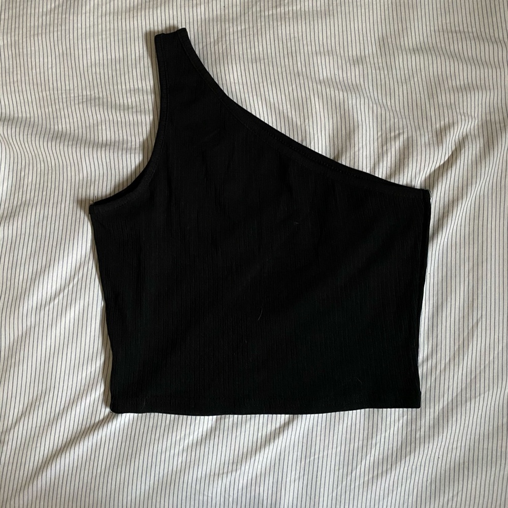 One Shoulder Crop Top